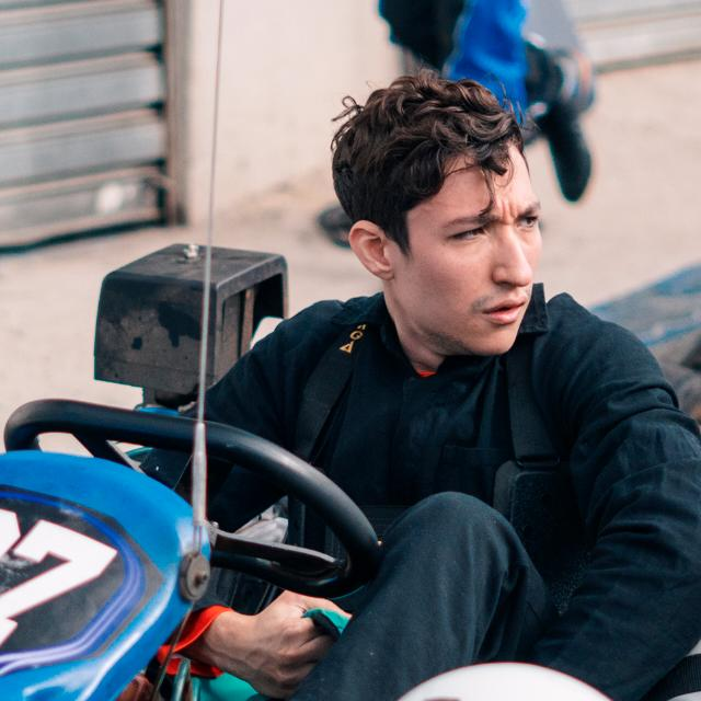 Sobre o Autor: Guilherme Lemes dentro do Kart